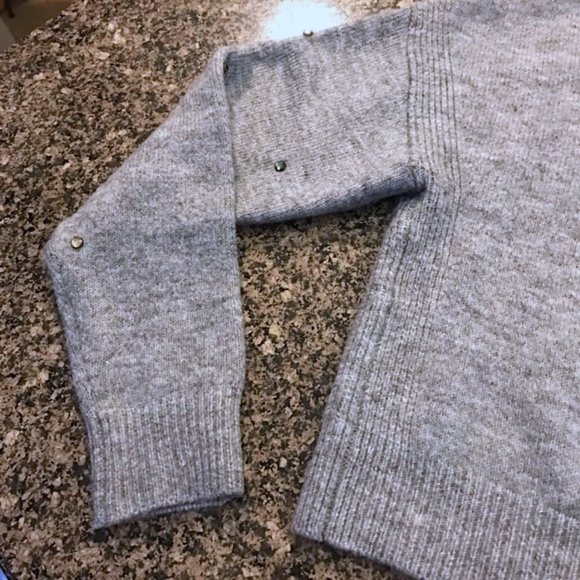 SEE VIDEO!!! โจ๐โจ SPARKLE!! Pretty Noisy May Grey Rhinestone Crop Sweater - Picture 15 of 17